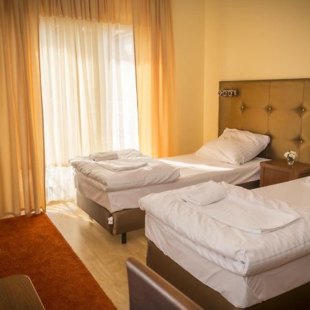 Pensjonat Nad Zalewem Stare Miasto  Zimmer foto